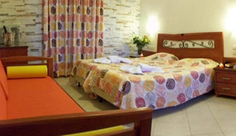 Plaka Hotel II מראה חיצוני תמונה